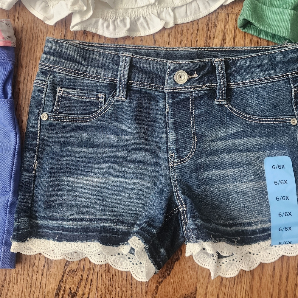 Crewcuts White Ruffle Hem Girls' Shorts - Picture 4 of 4